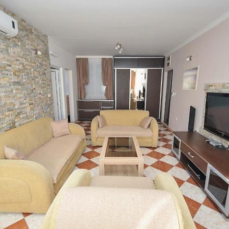 Ferienwohnung Fuer 4 Personen Ca 55 M In Budva, Adriakueste Montenegro Kueste Um Budva Luaran gambar