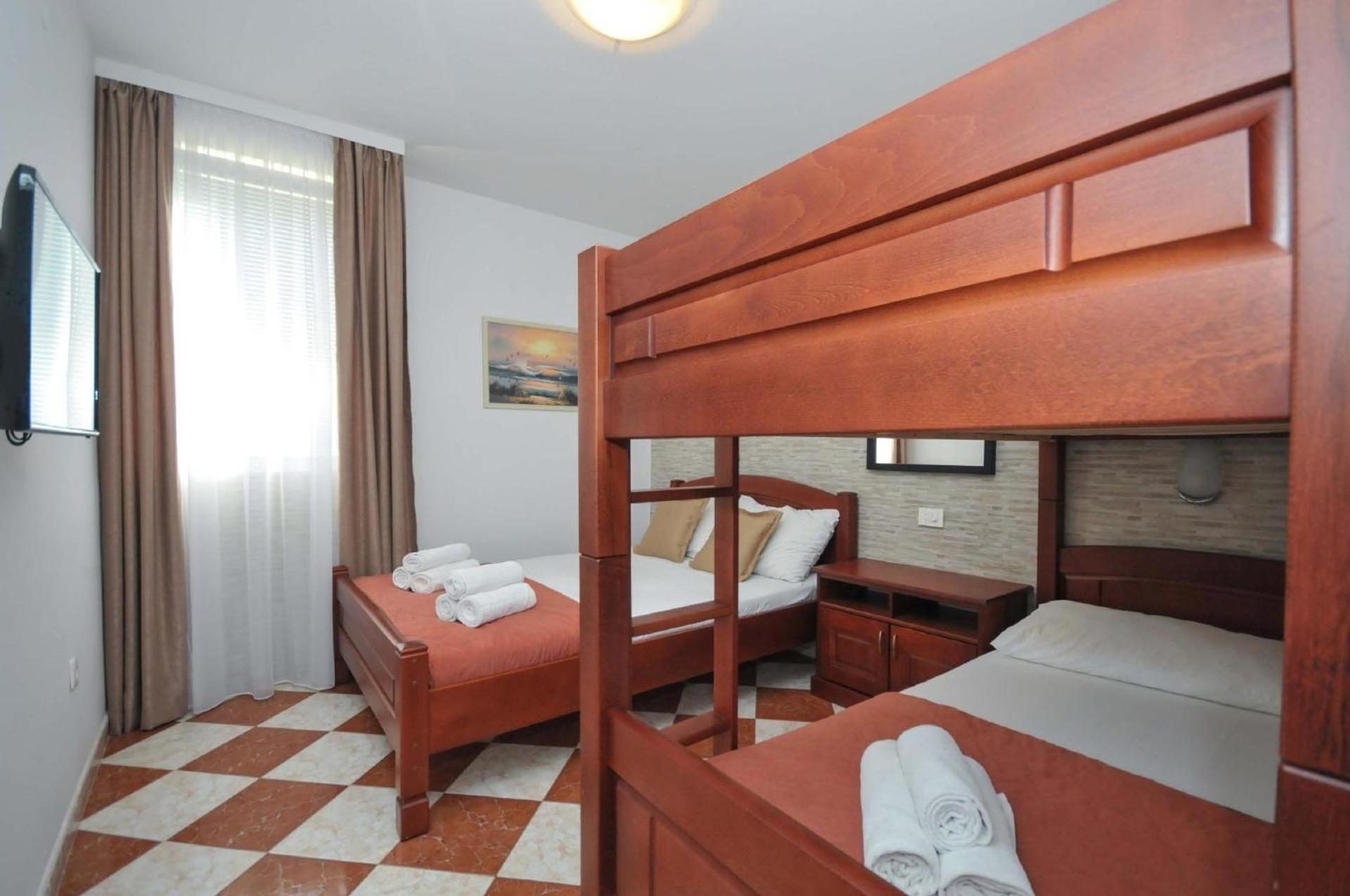 Ferienwohnung Fuer 4 Personen Ca 55 M In Budva, Adriakueste Montenegro Kueste Um Budva Luaran gambar